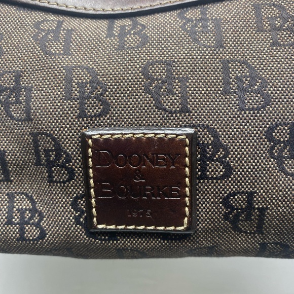 Vintage Dooney & Bourke Brown Monogram Canvas Shoulder Bag Leather - Picture 3 of 14
